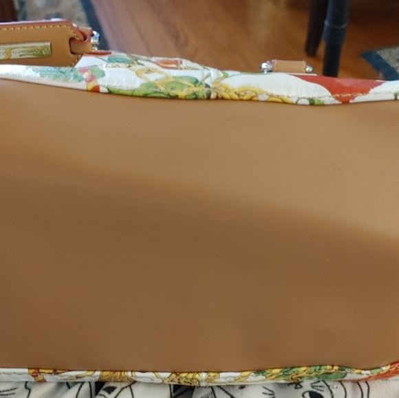 Adorable Tignanello leather Shoulder bag - Picture 4 of 7